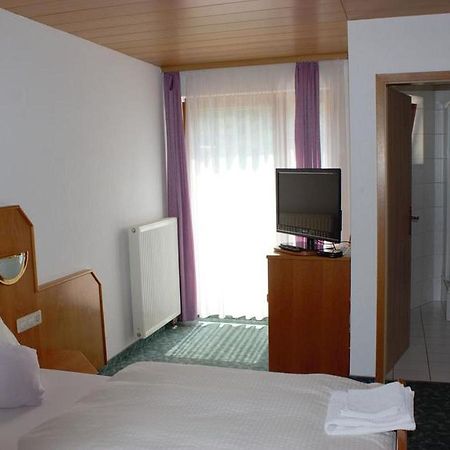 Hotel Garni Silberdistel Lauterstein Exterior photo